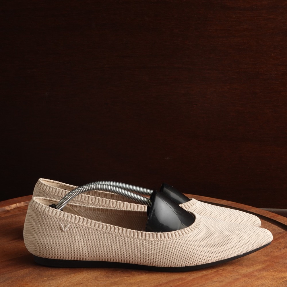 Vivaia Flats WMS SZ EU 41.5 US 10 Cream Aria 5 Ballet Comfort Knit Career Shoes